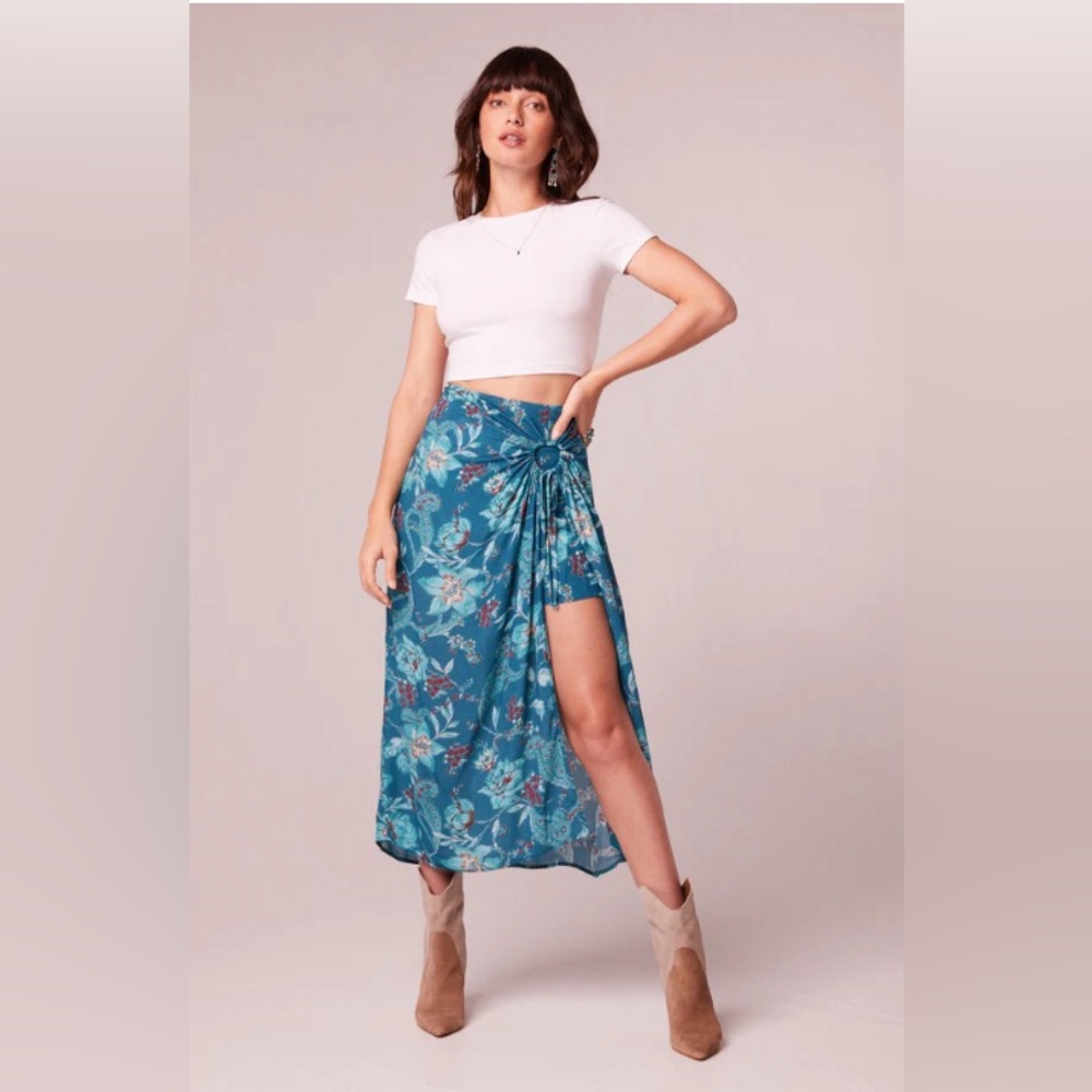 Band of the Free Womens Celene Teal Floral Layered Midi Skirt